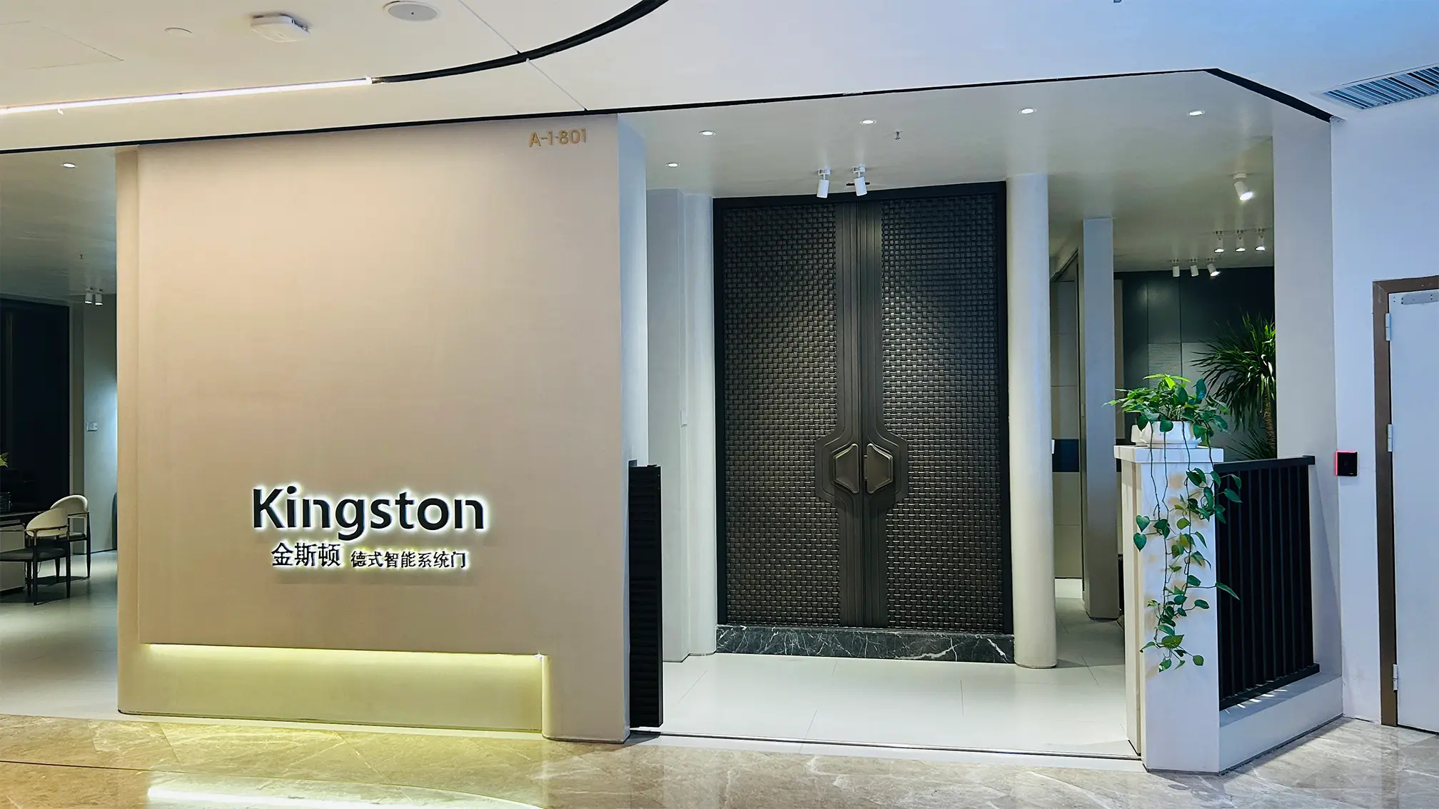 Custom Exterior Pivot Door Manufacturer